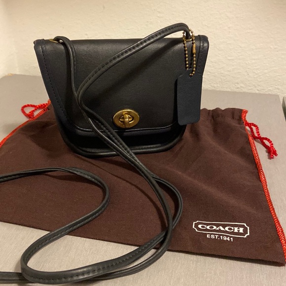 Coach Bags Vintage Coach Everett Crossbody Mini Bag Usa Made Poshmark